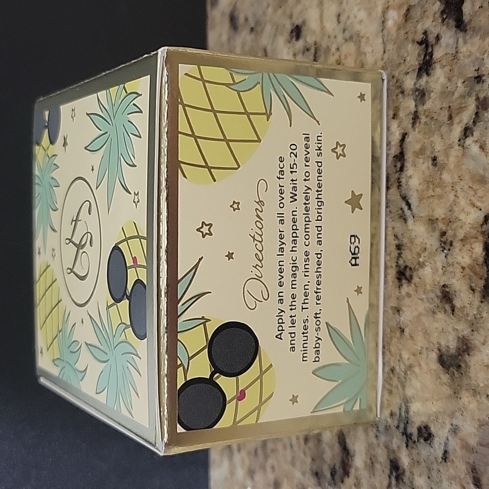 *HP* NEW Too Faced Pineapple Glow Mask - Picture 3 of 4